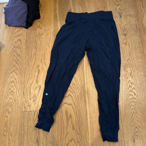 Navy dance pants size 8 - Picture 3 of 5